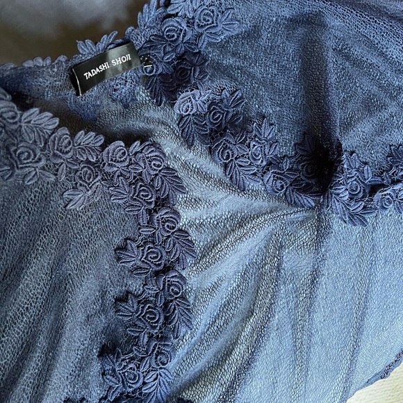 NWOT Tadashi Shoji Satie Lace Capelet Navy M/L - Picture 3 of 4